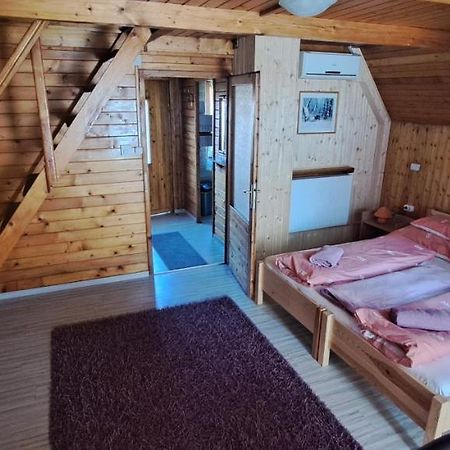 Keri Apartman Мошонмадьяровар Экстерьер фото