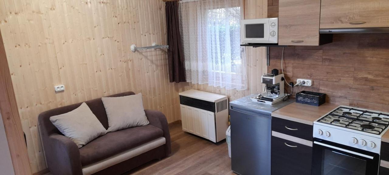 Keri Apartman Мошонмадьяровар Экстерьер фото