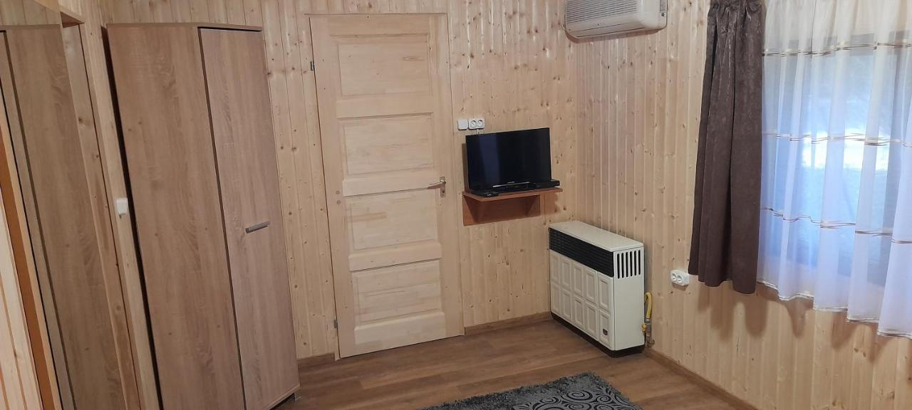 Keri Apartman Мошонмадьяровар Экстерьер фото