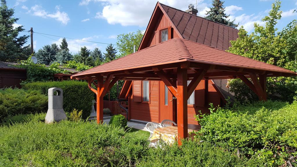 Keri Apartman Мошонмадьяровар Экстерьер фото